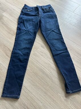 SO Women’s Stretch Skinny Jeans size 9